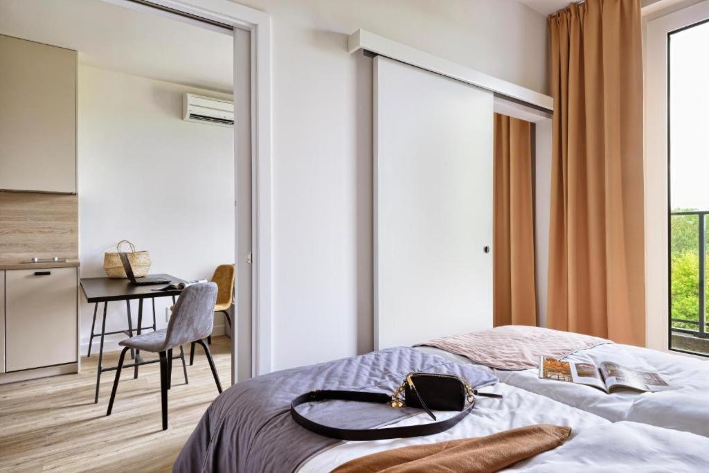 Arche Hotel Poloneza Варшава Екстериор снимка
